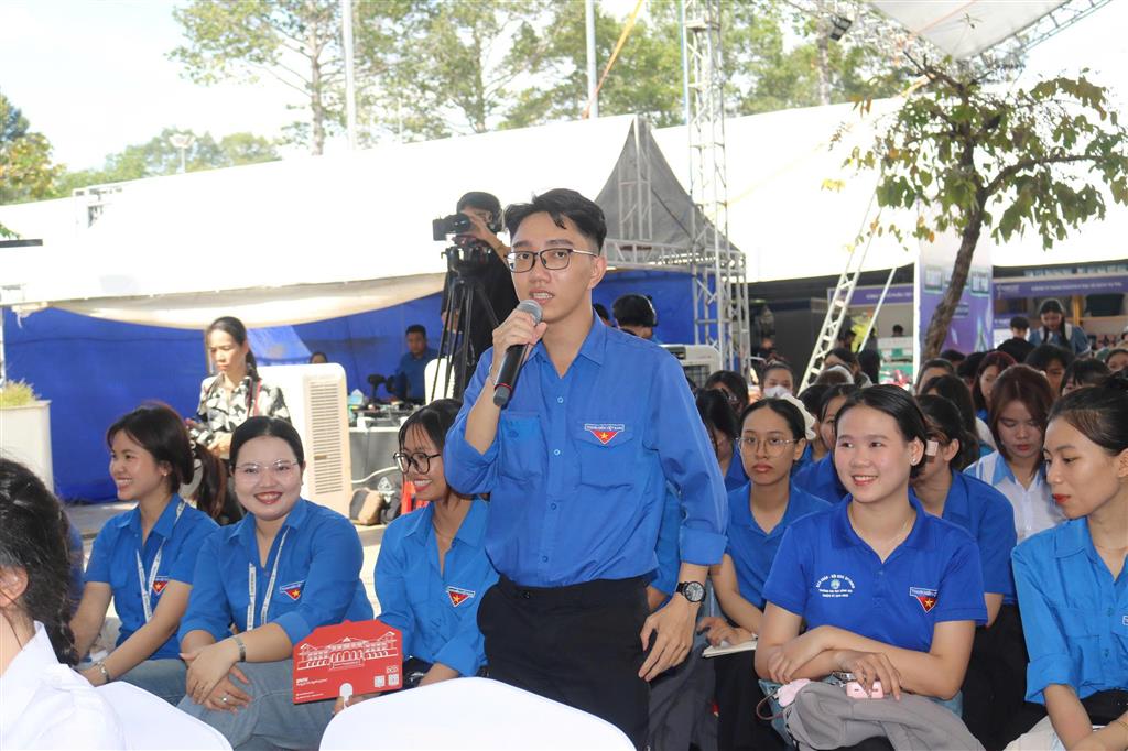 Dong hanh cung Sv (9)_1024_14112025150608.jpg